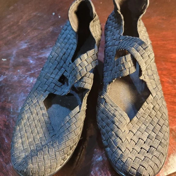 BM bernie mev Shoes 2369 Bernie Mev Lulia Black Woven Wedge Sz